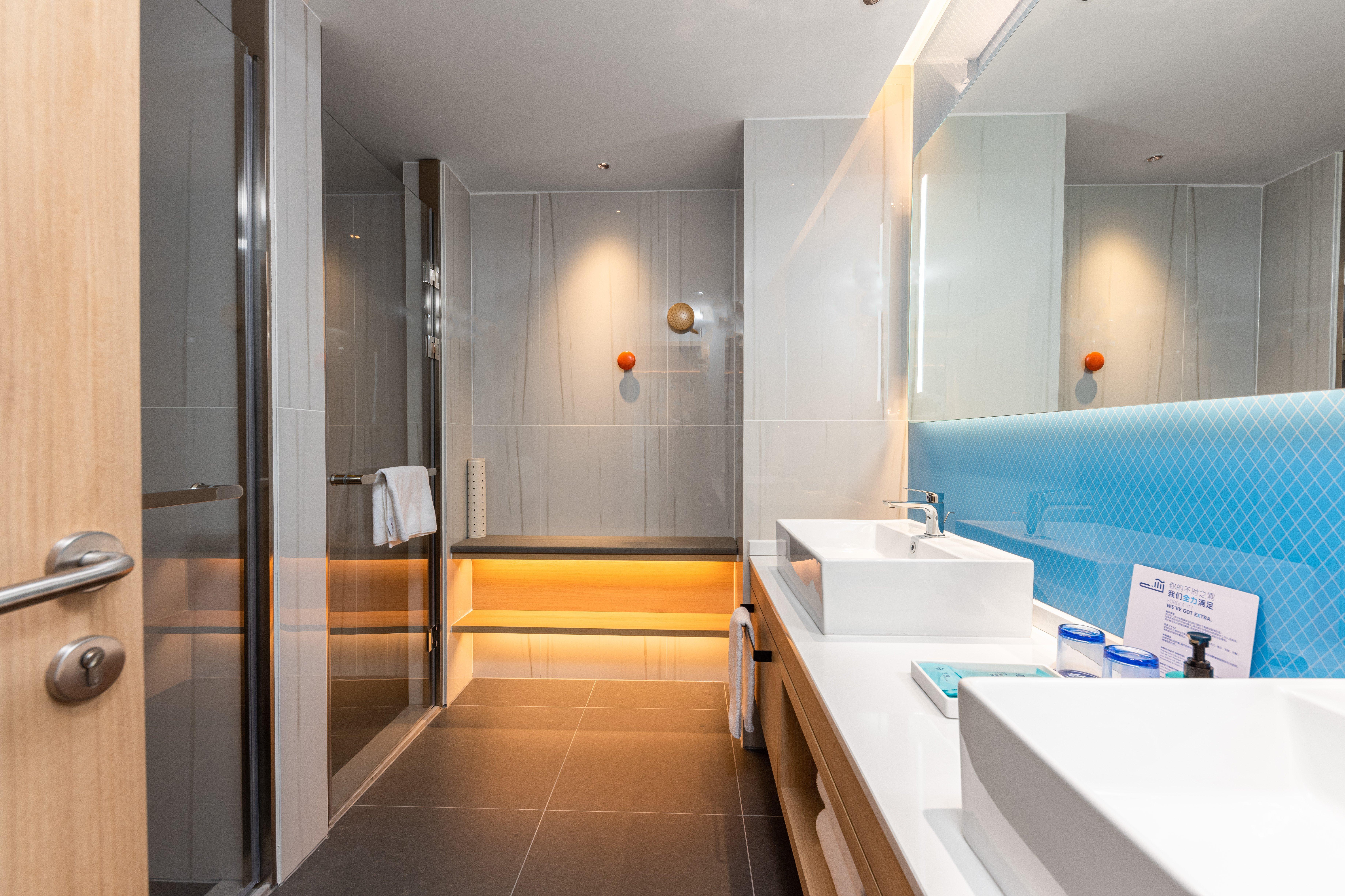Holiday Inn Express Nanchang Riverside By Ihg Екстериор снимка